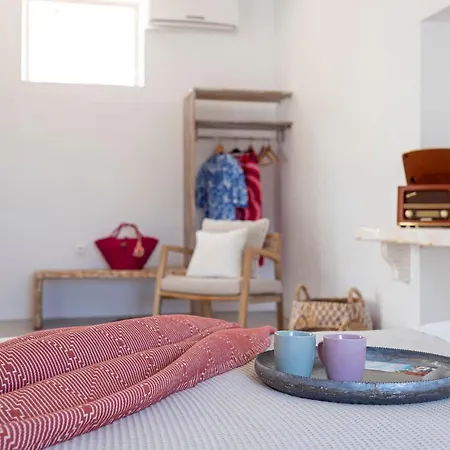 Above Chill Out Bungalow - Adult Only Lodge *