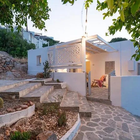 Above Chill Out Bungalow - Adult Only *