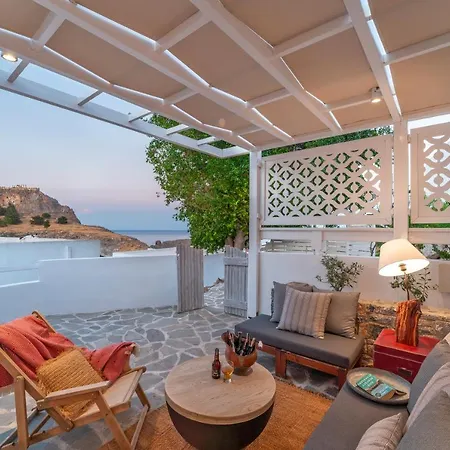 אכסניה Above Chill Out Bungalow - Adult Only *