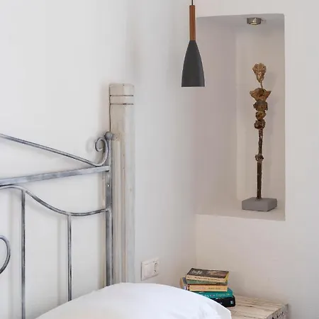 אכסניה Above Chill Out Bungalow - Adult Only *